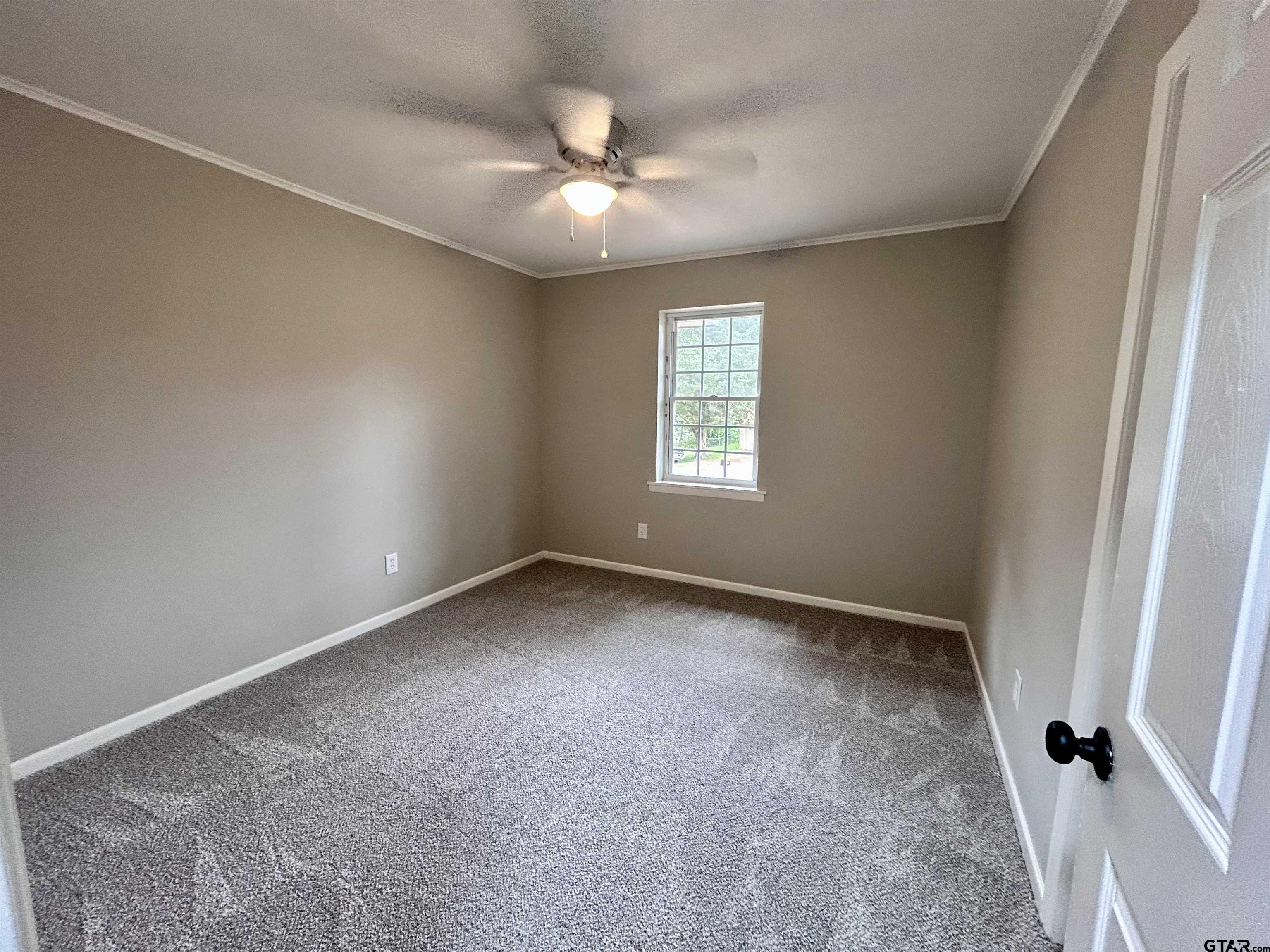 1106 Annette Drive Longview, TX 75604 - Photo 16 of 21 a view of an empty room with a window