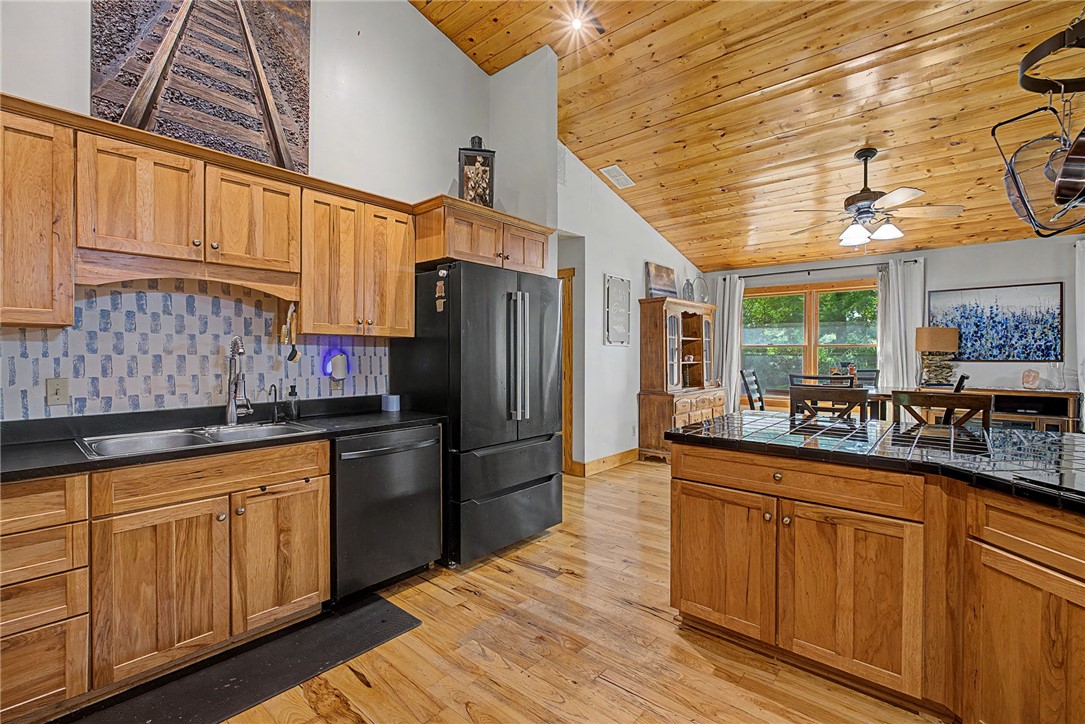 2373 Shrine Road Springfield, OH 45502 - Photo 23 of 77