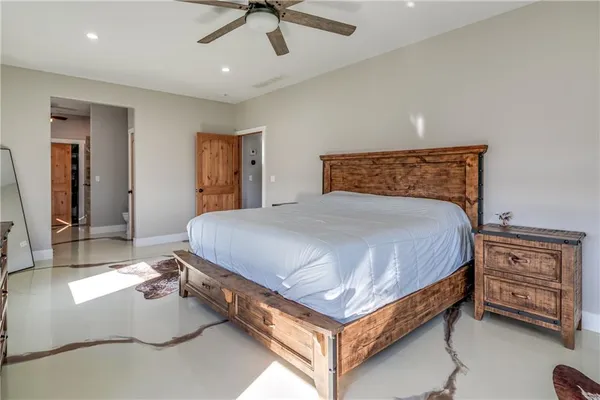 $785,000 | 34536 West 231st Street, Edgerton, KS 66021