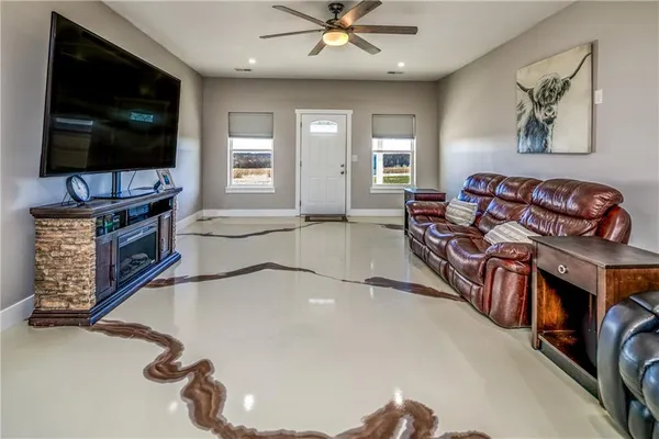 $785,000 | 34536 West 231st Street, Edgerton, KS 66021