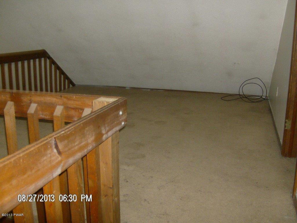 206 Doolan Road Dingmans Ferry, PA 18328 - Photo 10 of 10