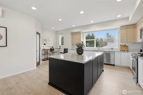 $839,000 | 31828 Valley Vista Street, Carnation, WA 98014