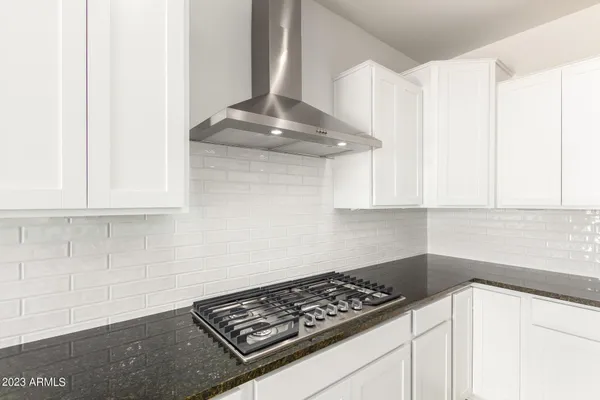 $2,825 | 8529 South 67th Drive, Laveen, AZ 85339