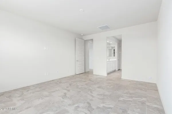 $2,825 | 8529 South 67th Drive, Laveen, AZ 85339