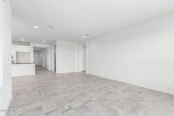 $2,825 | 8529 South 67th Drive, Laveen, AZ 85339