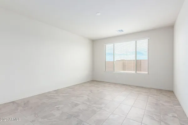 $2,825 | 8529 South 67th Drive, Laveen, AZ 85339
