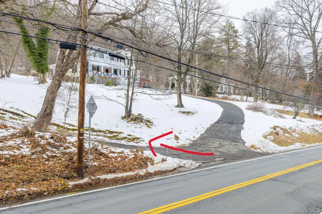 $499,000 | 1050 Highway 9W, Nyack, NY 10960