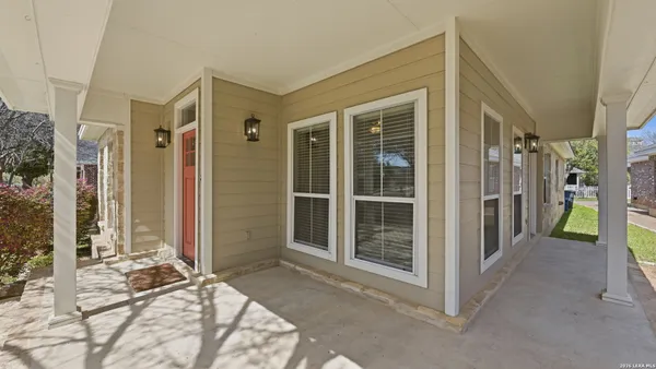$2,400 | 1623 Hanz Drive, New Braunfels, TX 78130