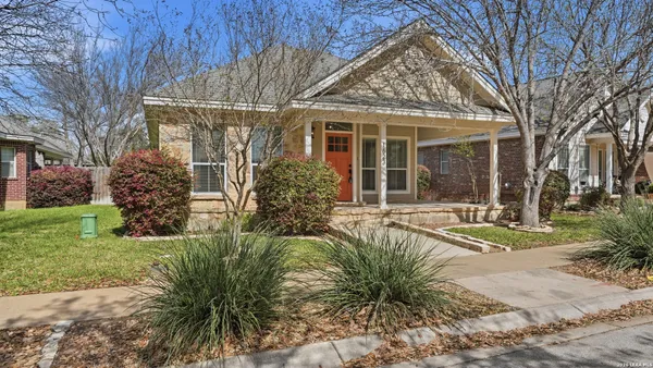 $2,400 | 1623 Hanz Drive, New Braunfels, TX 78130