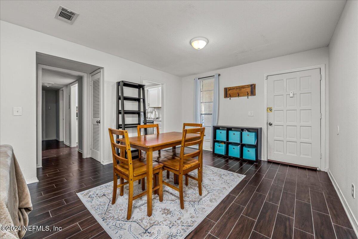 7346 El Barco Road, Unit 2 Jacksonville, FL 32216 - Photo 4 of 21 15-TWP-7346 El Barco Rd unit 2-015
