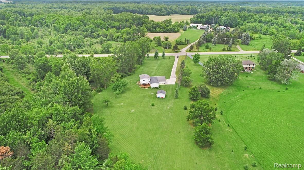 11563 Linden Road Linden, MI 48451 - Photo 8 of 34 DJI_0645-1.jpg