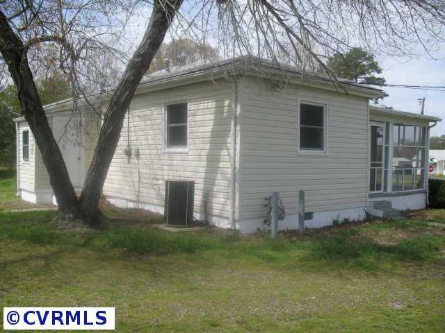 24903 River Road Petersburg, VA 23803 - Photo 3 of 10 Other - View of rear from right