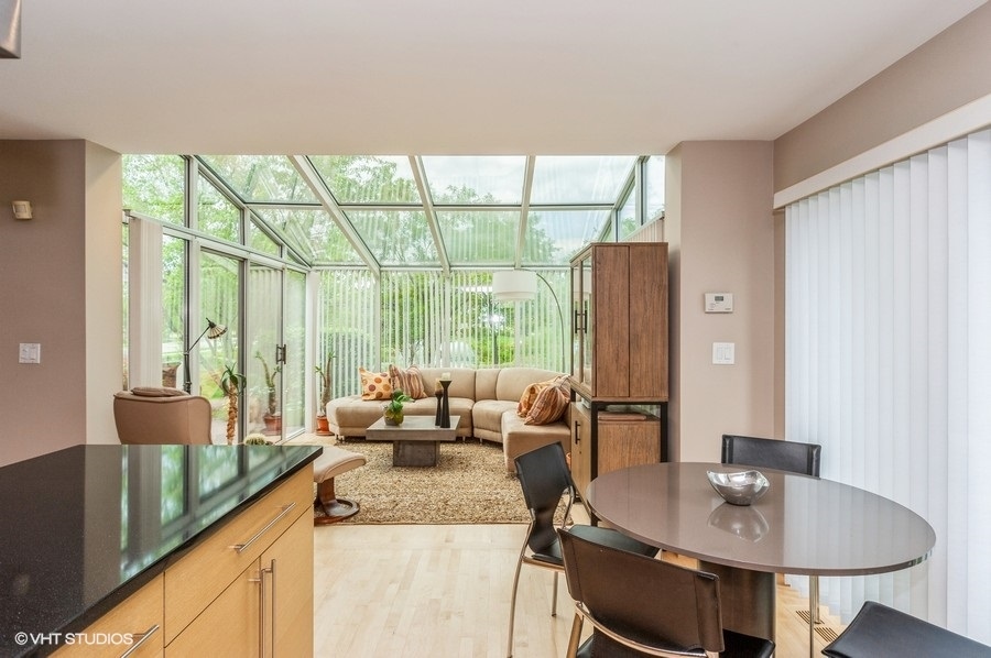 427 Milford Road Deerfield, IL 60015 - Photo 4 of 17