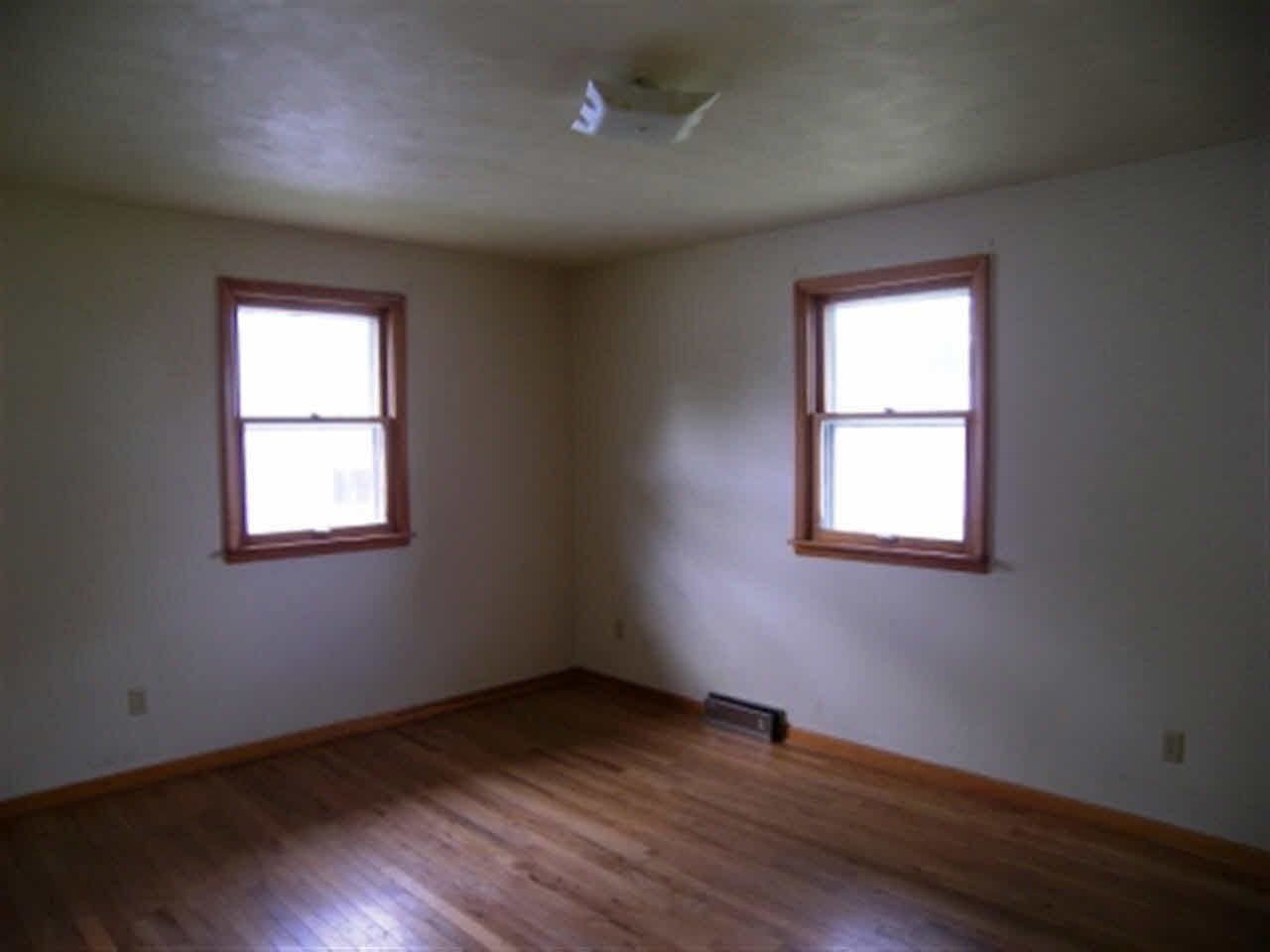 1308 Rochester Boulevard, Unit MANITOU Rochester, IN 46975 - Photo 17 of 25 Gallery Image 17