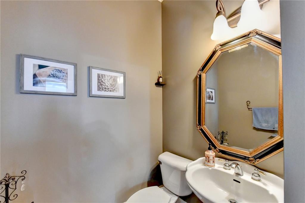 991 Moores Walk Lane Suwanee, GA 30024 - Photo 12 of 90