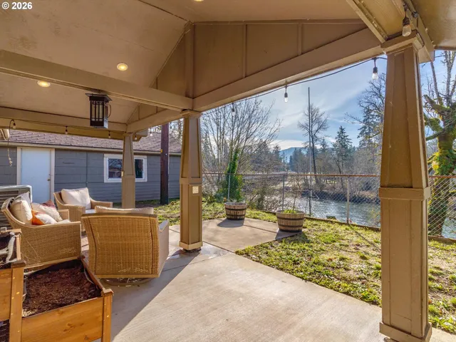 $317,700 | 21974 Lilly Lane Southeast, Stayton, OR 97383