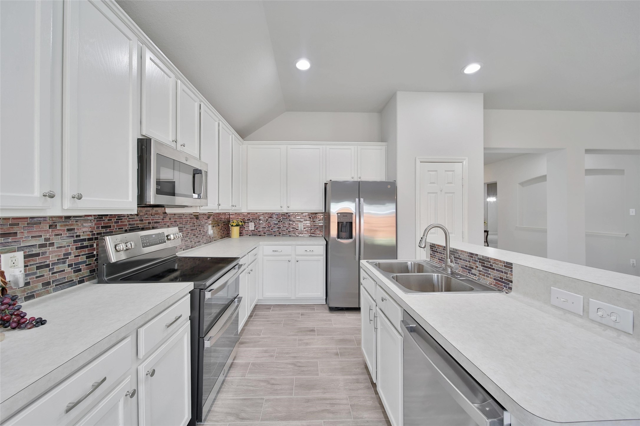 19310 Young Oak Street Spring, TX 77379 - Photo 5 of 18