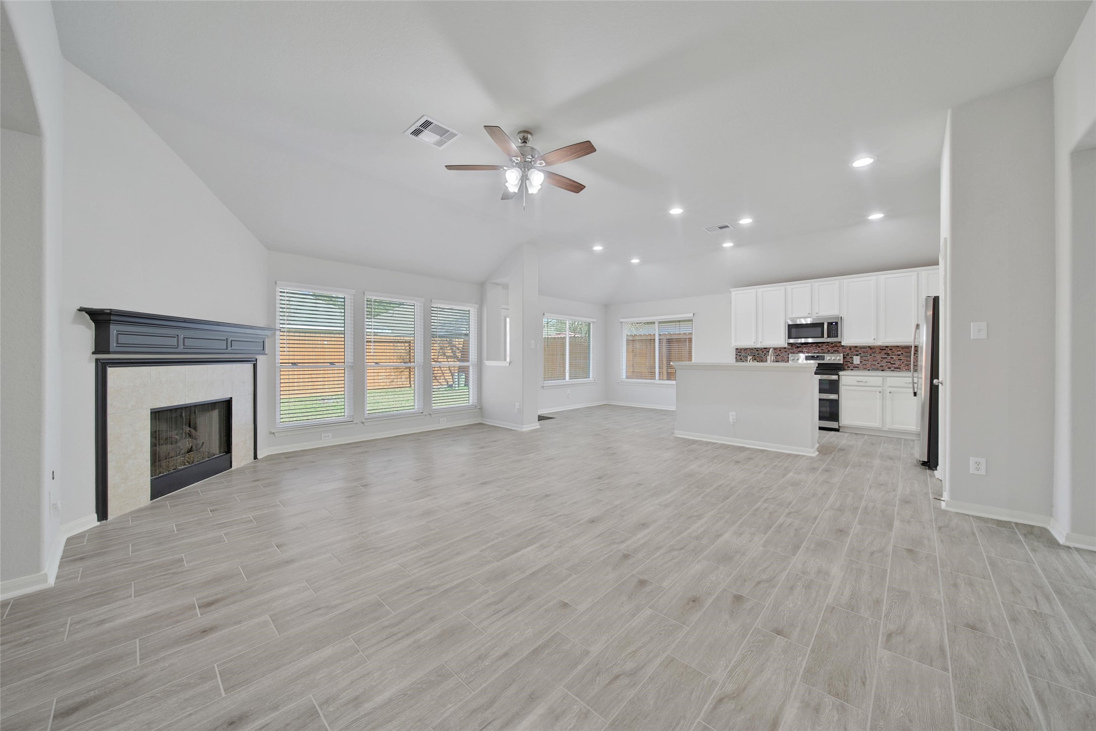 19310 Young Oak Street Spring, TX 77379 - Photo 9 of 18