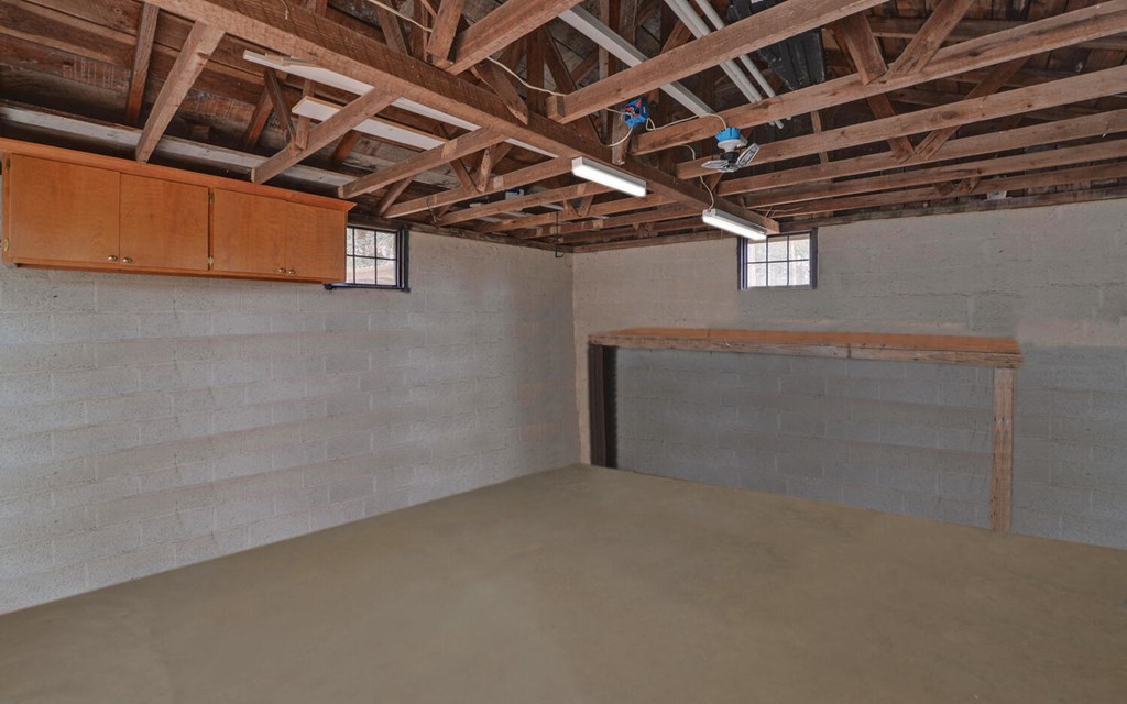335 Elliott Road Murphy, NC 28906 - Photo 34 of 44 a view of empty room