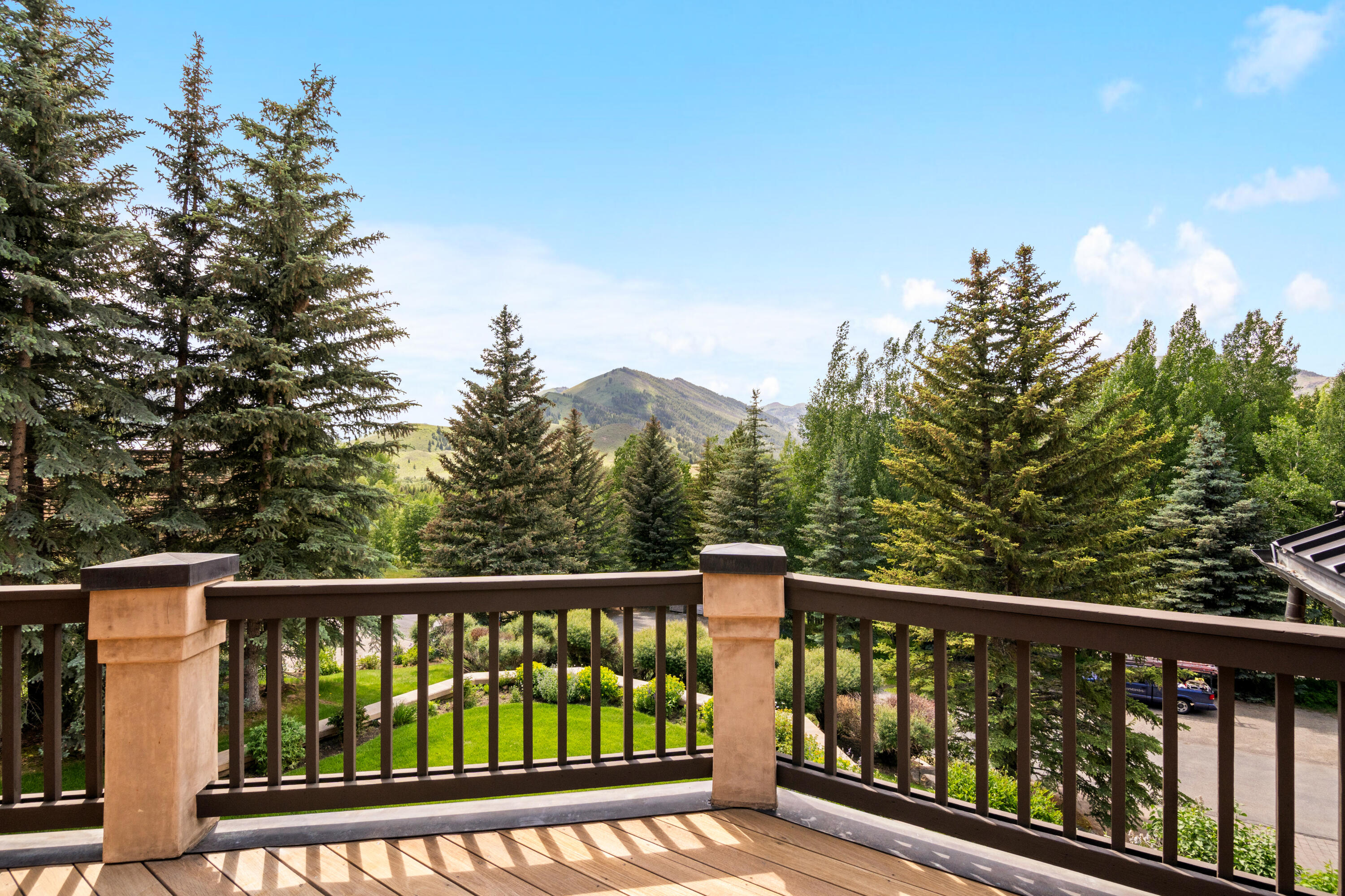 160 Telemark Road Ketchum, ID 83340 - Photo 25 of 45 Deck off Primary