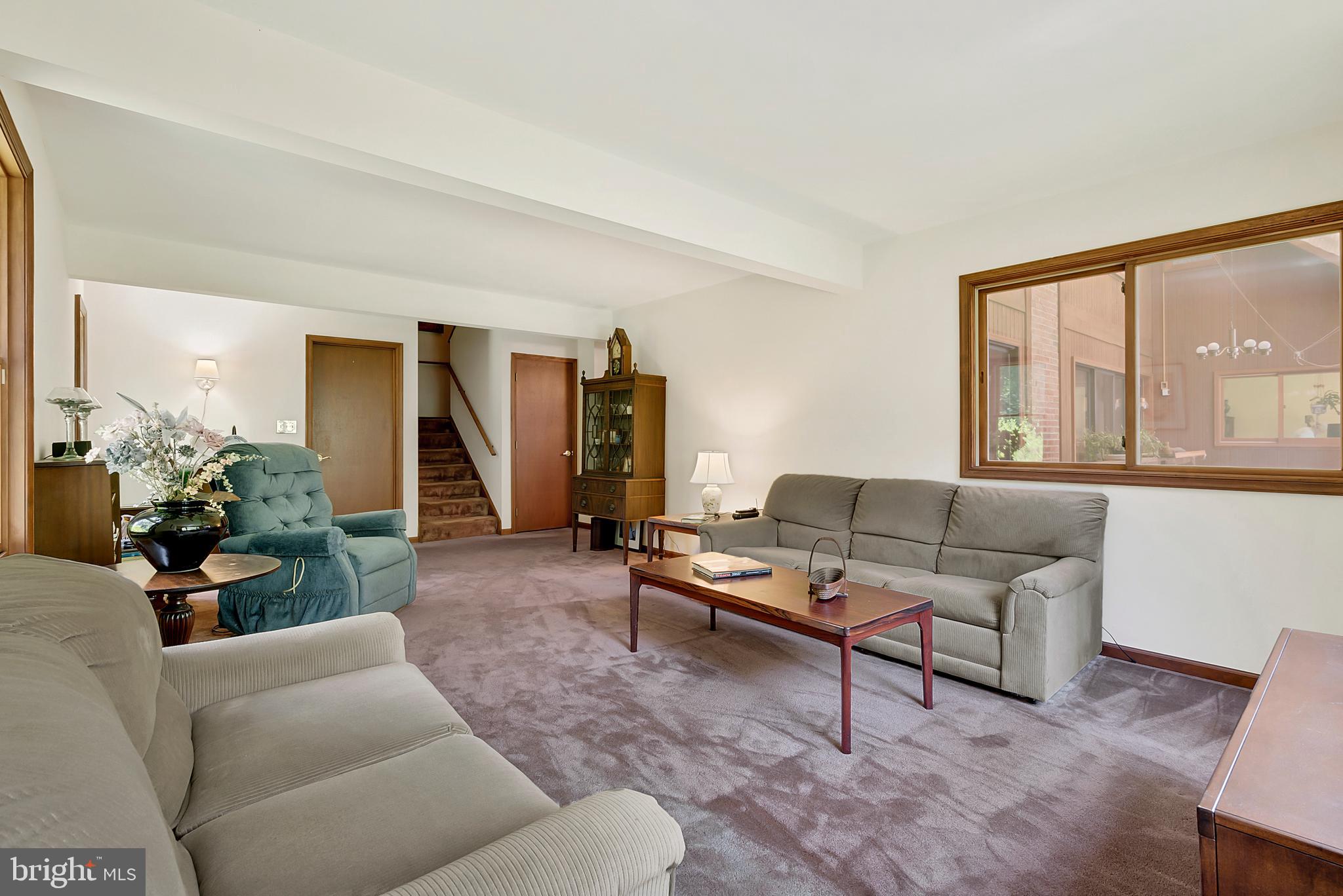 3795 Ashville Road Delaplane, VA 20144 - Photo 12 of 45 Main House Living Room