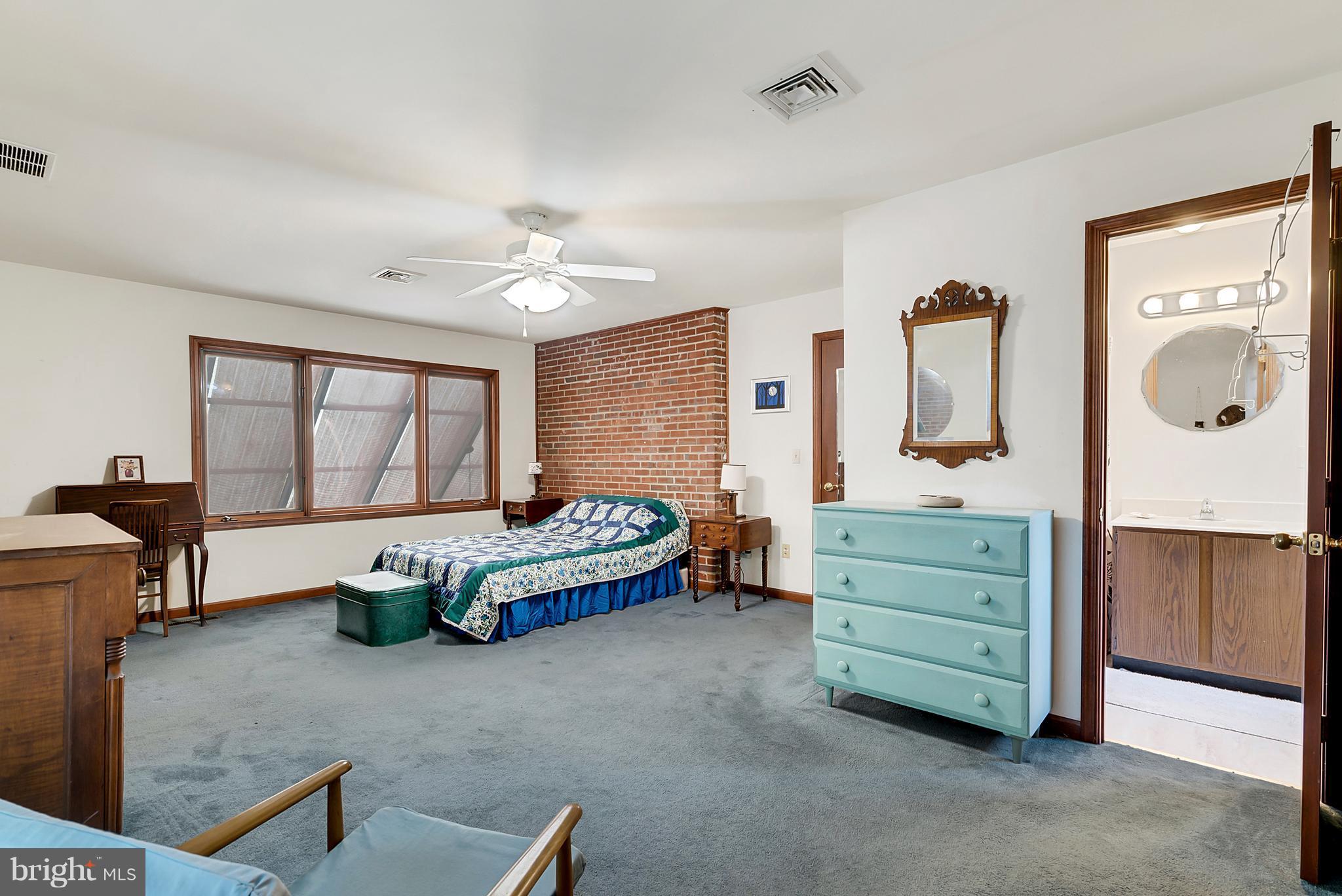 3795 Ashville Road Delaplane, VA 20144 - Photo 19 of 45 Master Bedroom