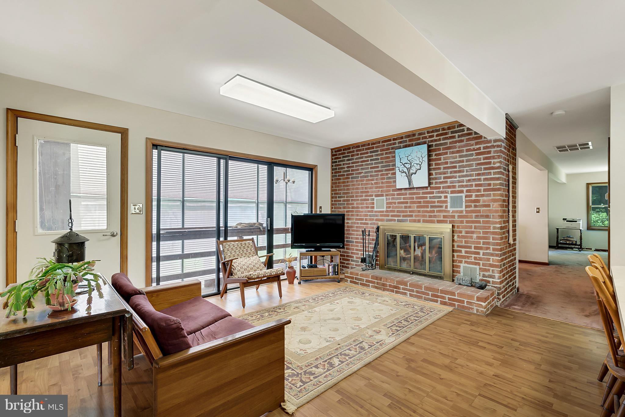 3795 Ashville Road Delaplane, VA 20144 - Photo 6 of 45 Room off main kitchen