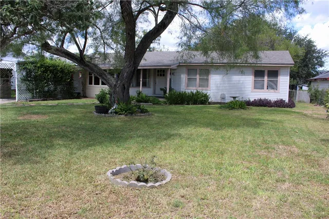 $147,000 | 316 East Hoffman Avenue, Kingsville, TX 78363