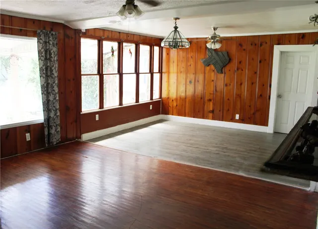 $147,000 | 316 East Hoffman Avenue, Kingsville, TX 78363