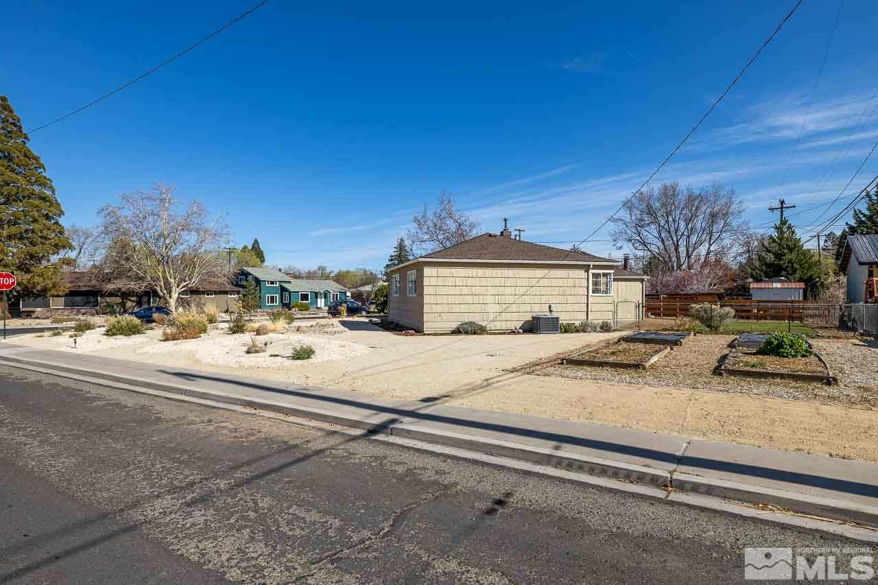 1610 Allen Street Reno, NV 89509 - Photo 5 of 24 Photo 5