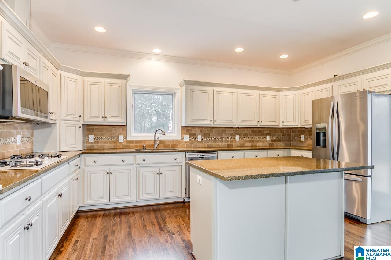 2660 Dolly Ridge Road Birmingham, AL 35243 - Photo 17 of 37