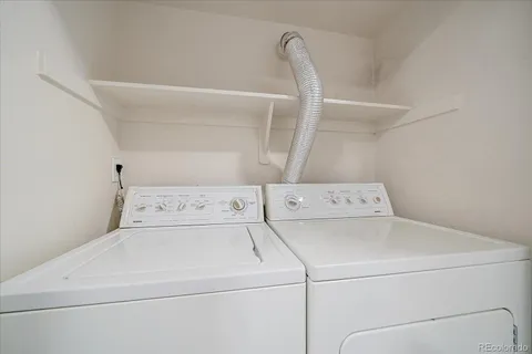 a close up view of washer and dryer