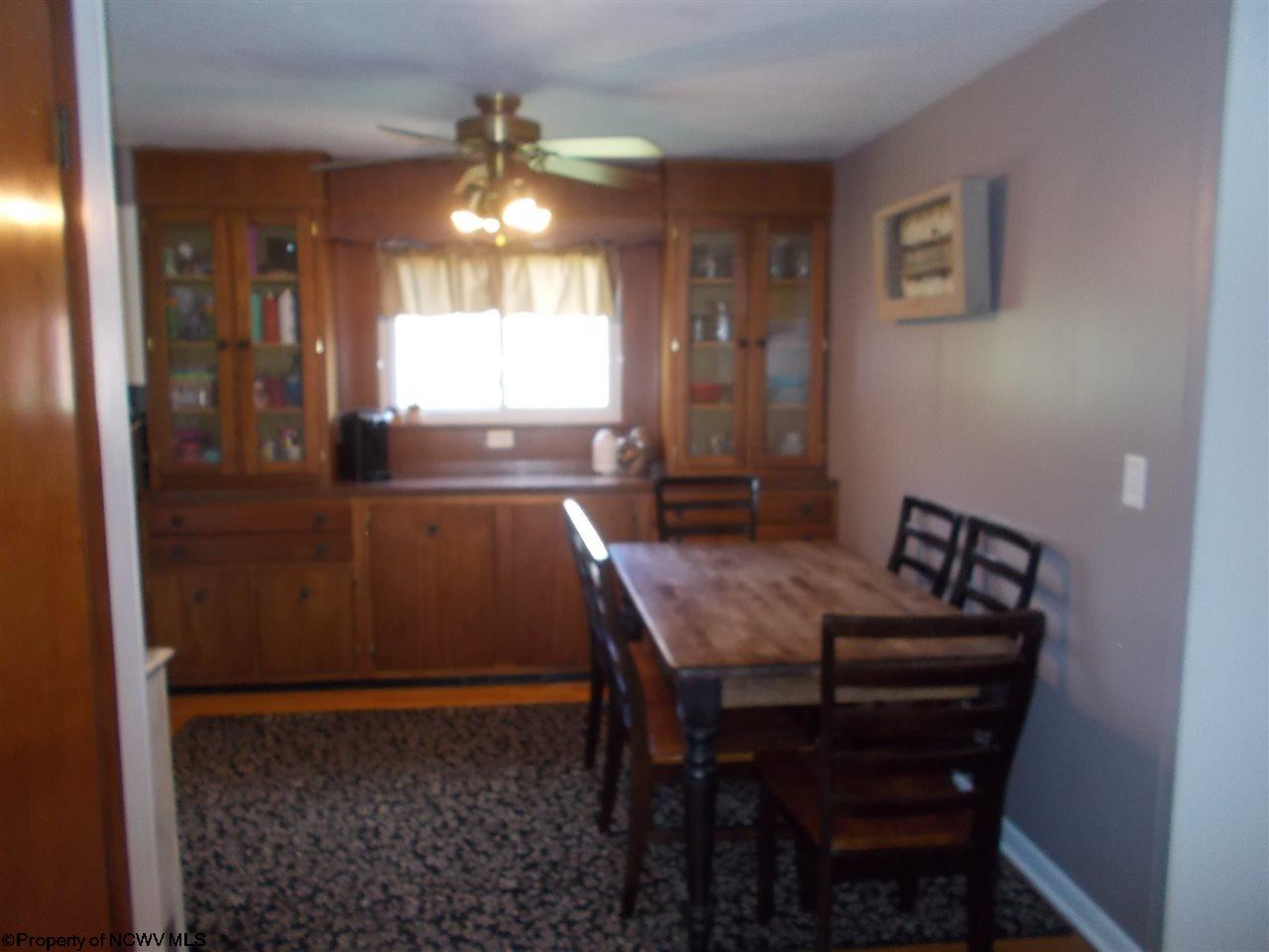 1132 Cloverhill Road Fairmont, WV 26554 - Photo 6 of 27 Gallery Image 6