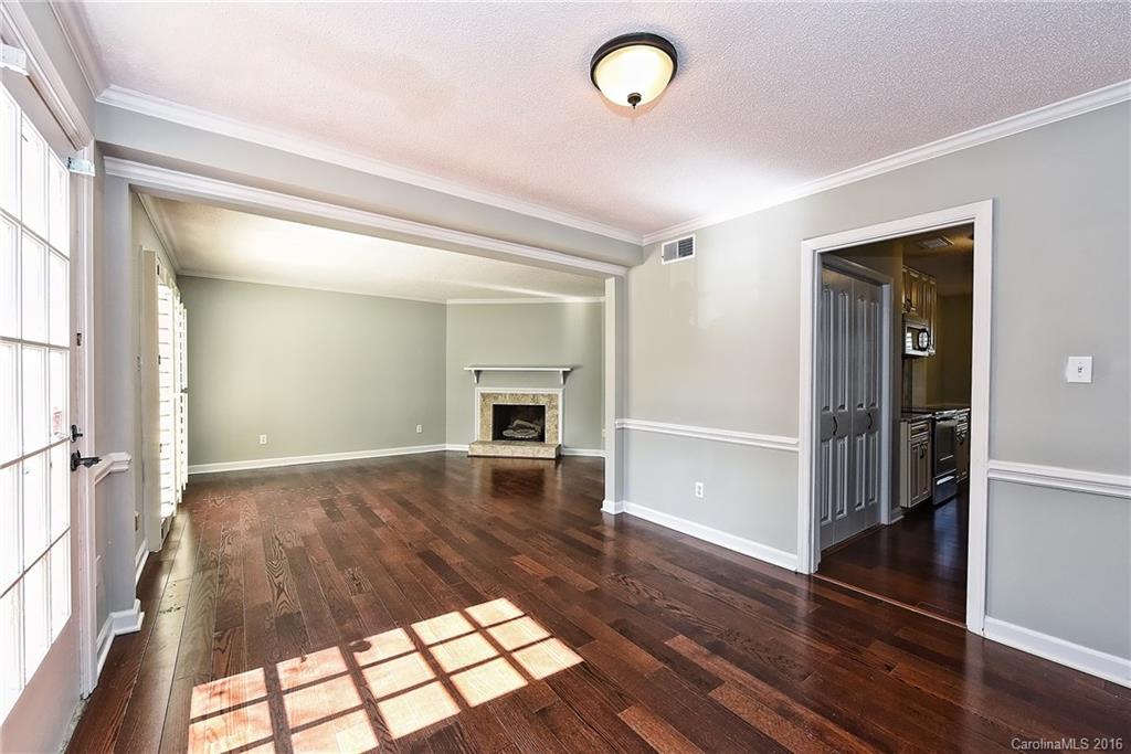 4402 Simsbury Road, Unit 4402 Charlotte, NC 28226 - Photo 11 of 21 Gallery Image 11