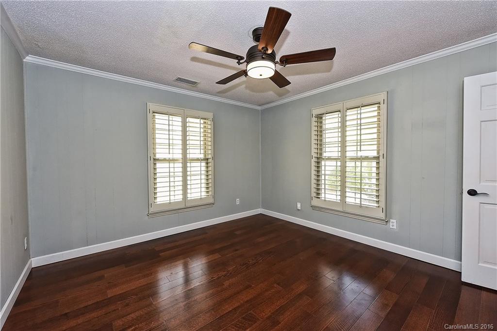 4402 Simsbury Road, Unit 4402 Charlotte, NC 28226 - Photo 12 of 21 Gallery Image 12