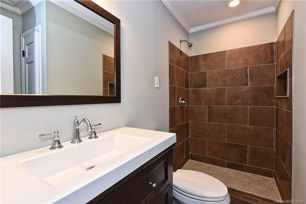4402 Simsbury Road, Unit 4402 Charlotte, NC 28226 - Photo 13 of 21 Gallery Image 13