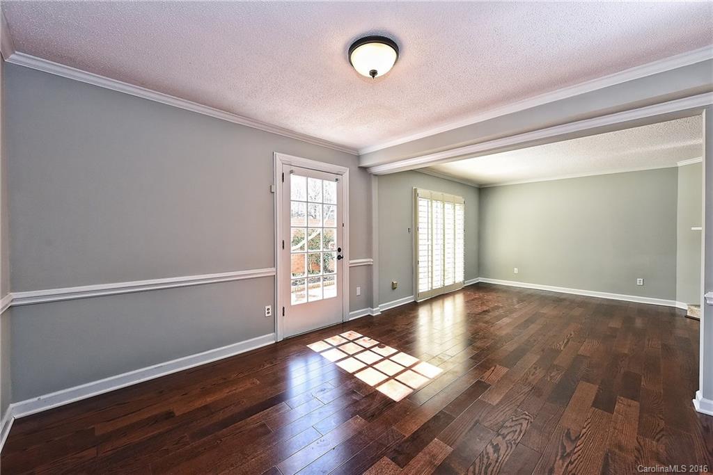 4402 Simsbury Road, Unit 4402 Charlotte, NC 28226 - Photo 10 of 21 Gallery Image 10