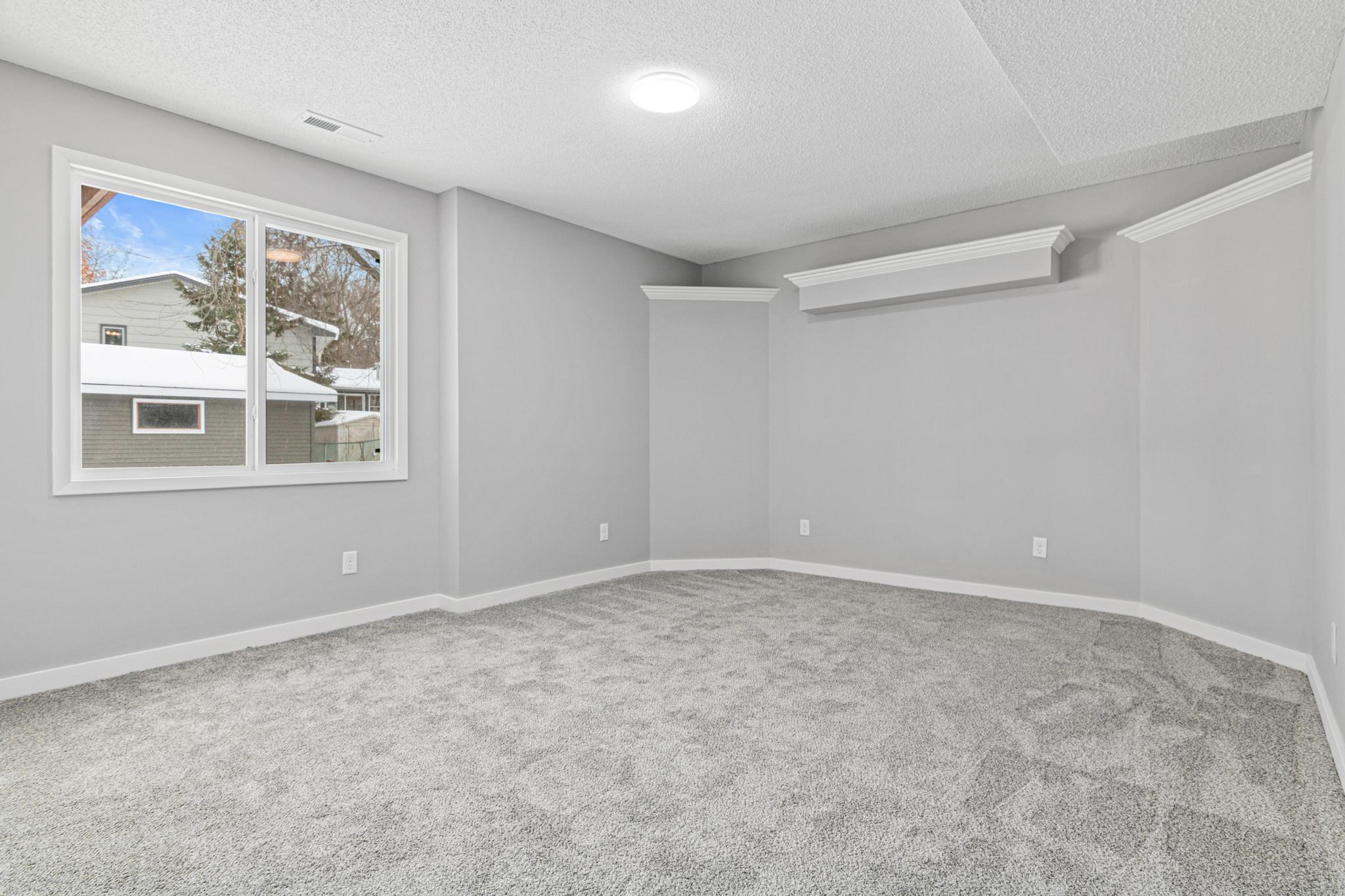 1939 Long Lake Road New Brighton, MN 55112 - Photo 14 of 28