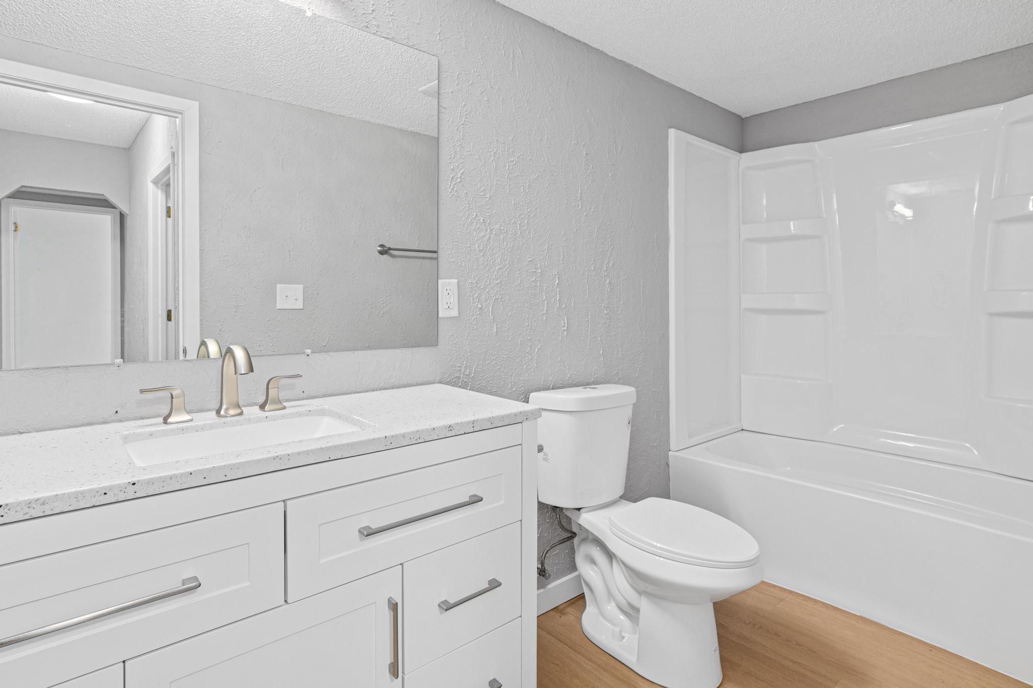 1939 Long Lake Road New Brighton, MN 55112 - Photo 22 of 28