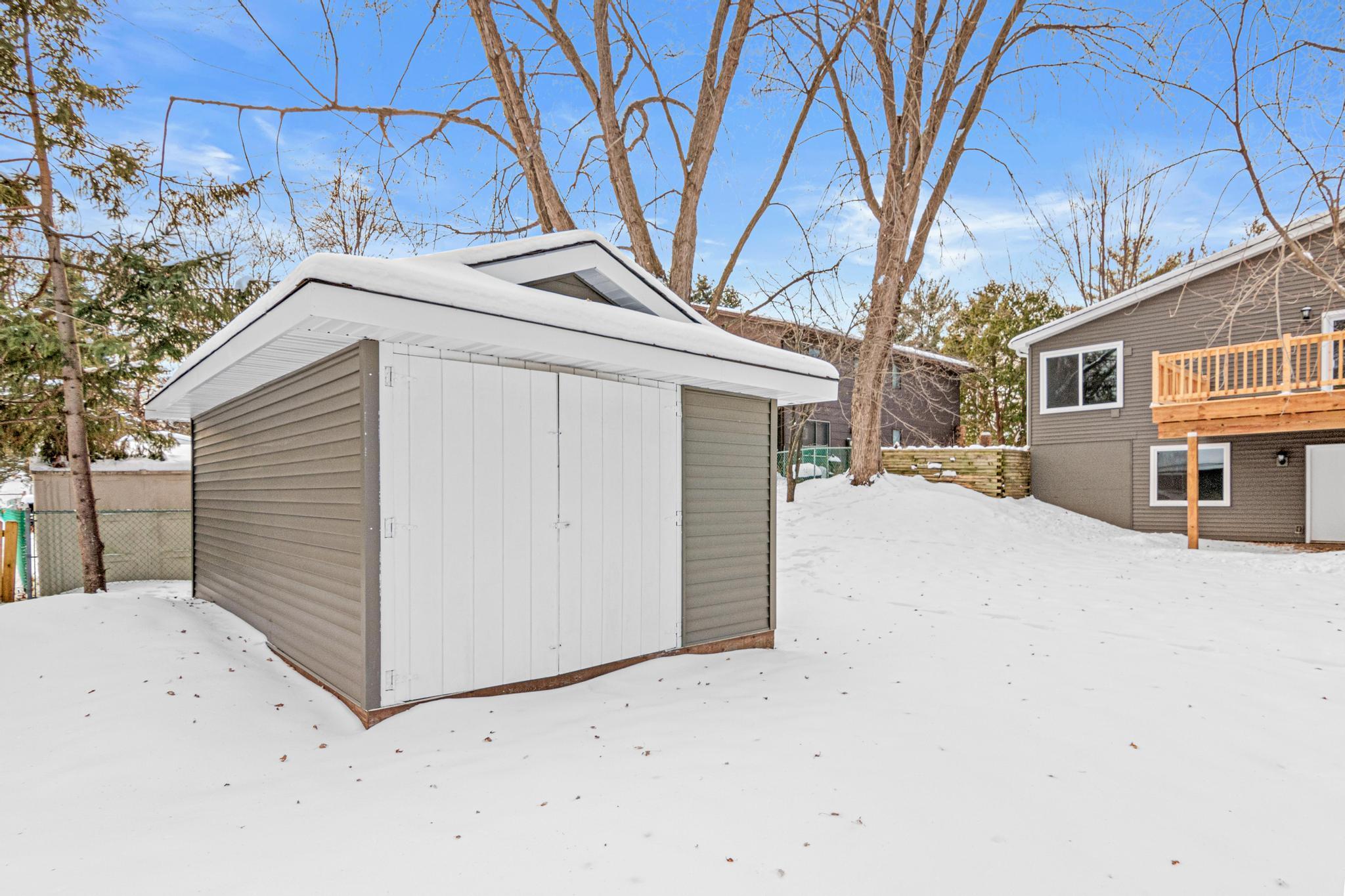 1939 Long Lake Road New Brighton, MN 55112 - Photo 25 of 28