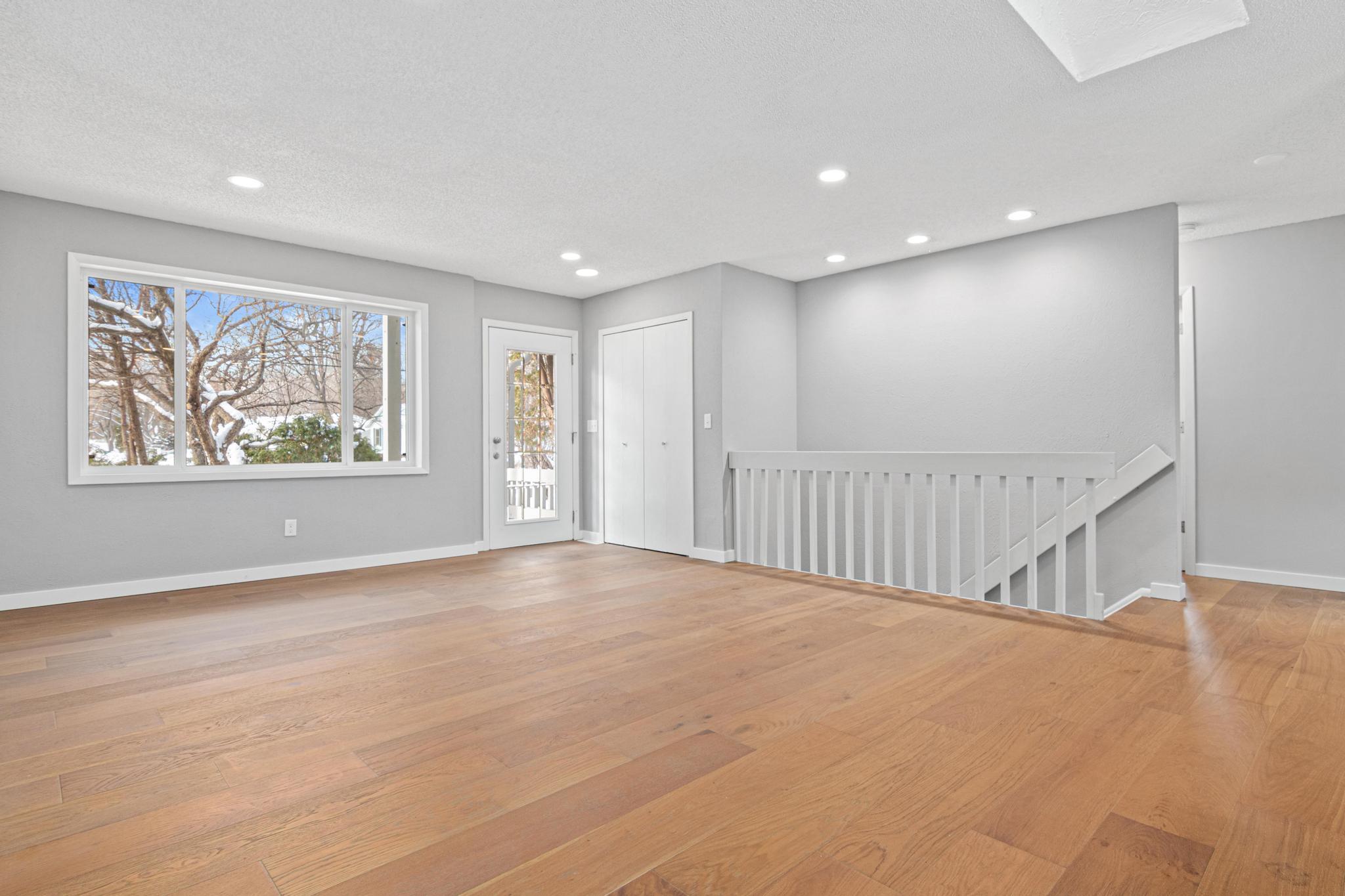 1939 Long Lake Road New Brighton, MN 55112 - Photo 7 of 28