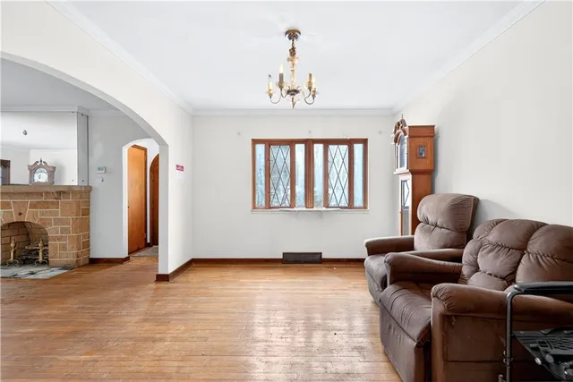 $220,000 | 746 McNeilly Road, Pittsburgh, PA 15226