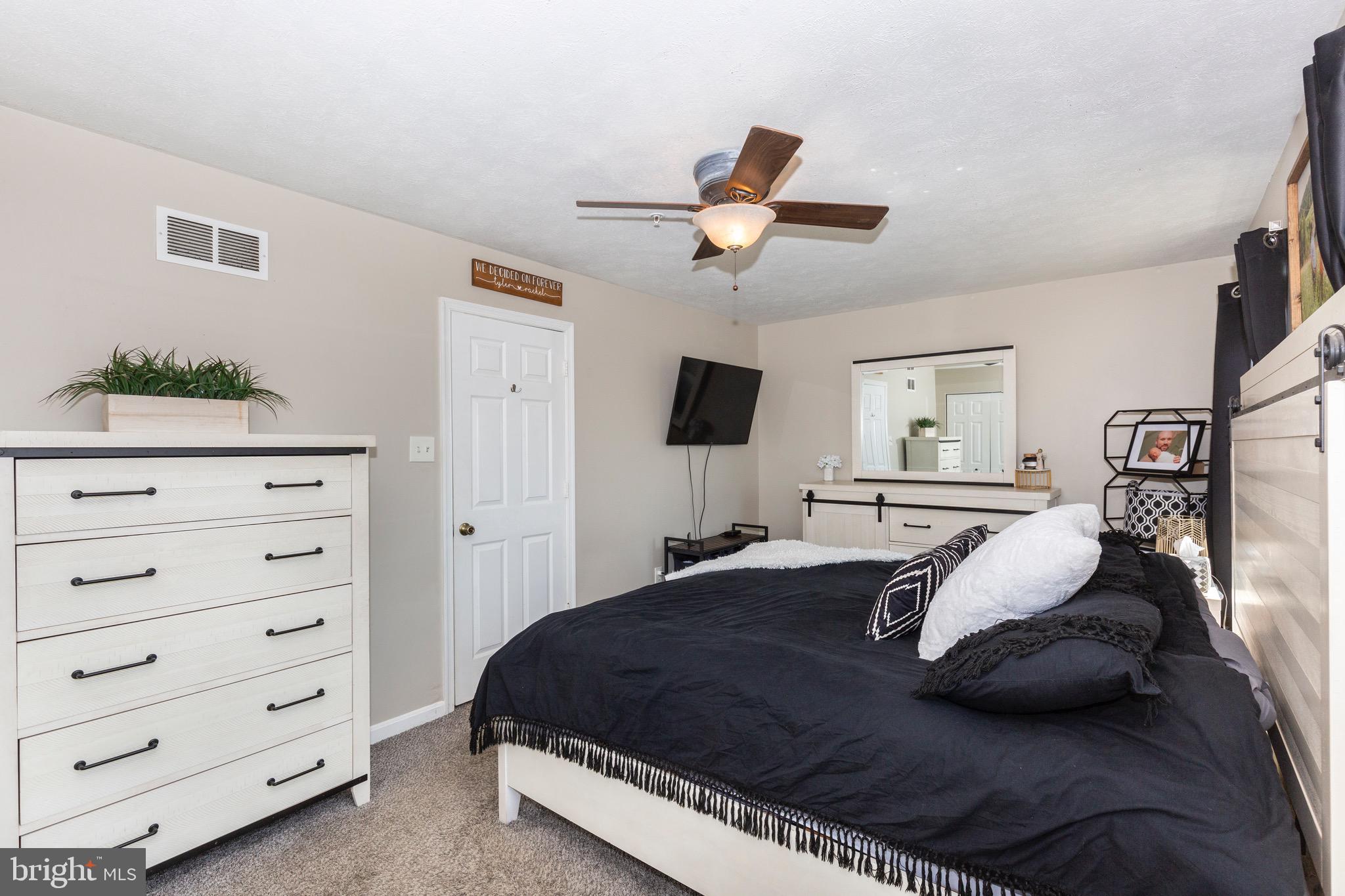 4838 Hillock Lane Hampstead, MD 21074 - Photo 24 of 43