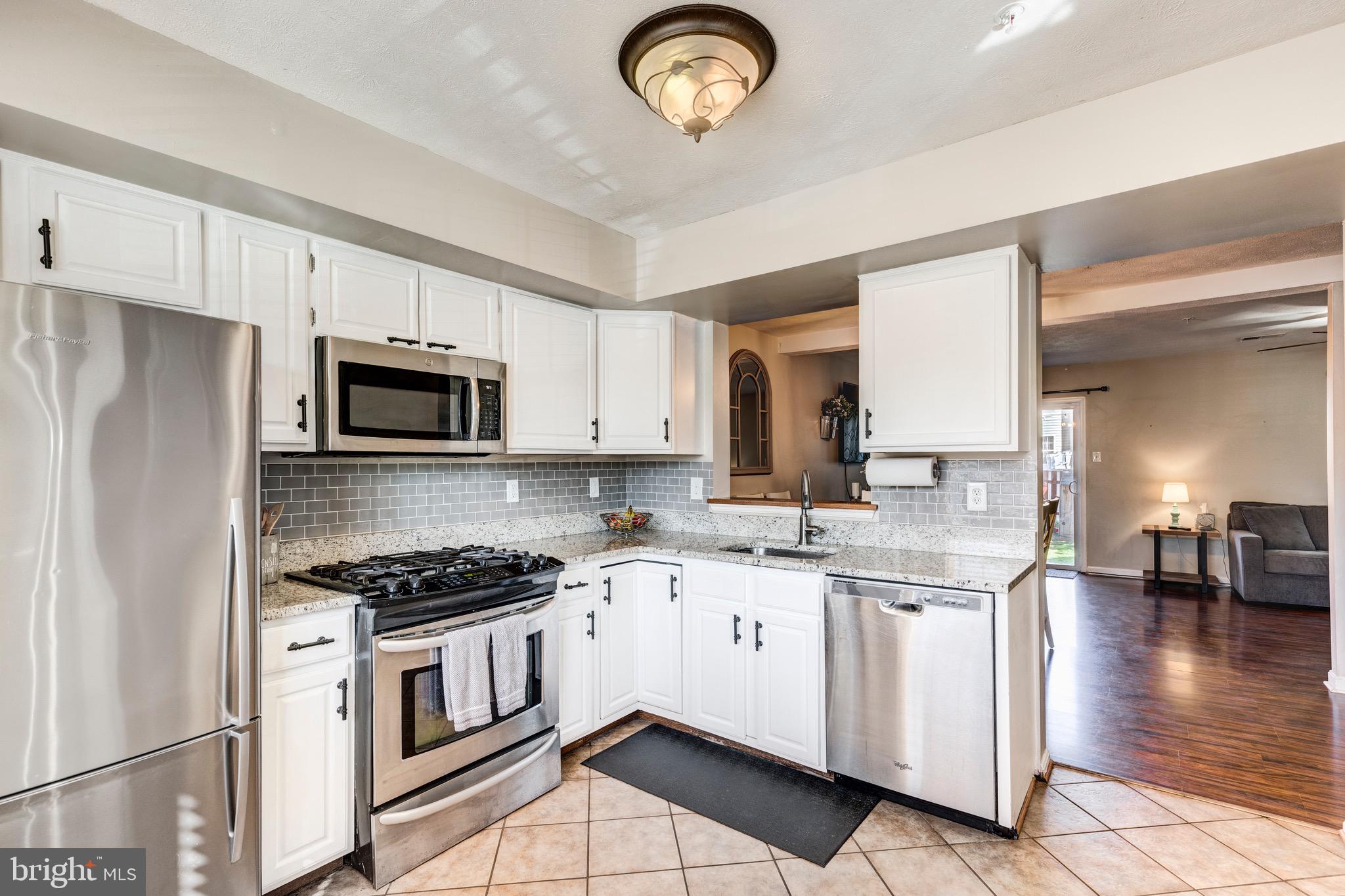 4838 Hillock Lane Hampstead, MD 21074 - Photo 7 of 43