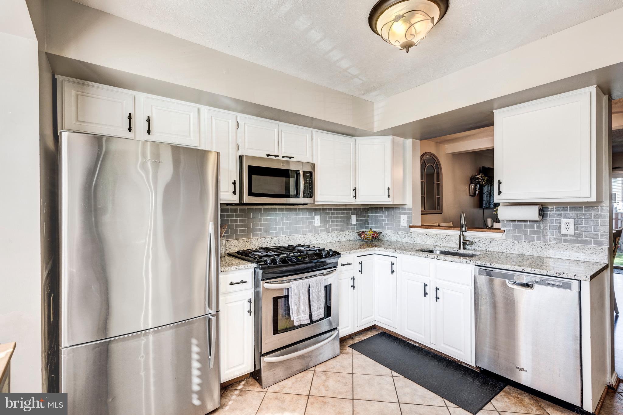 4838 Hillock Lane Hampstead, MD 21074 - Photo 8 of 43