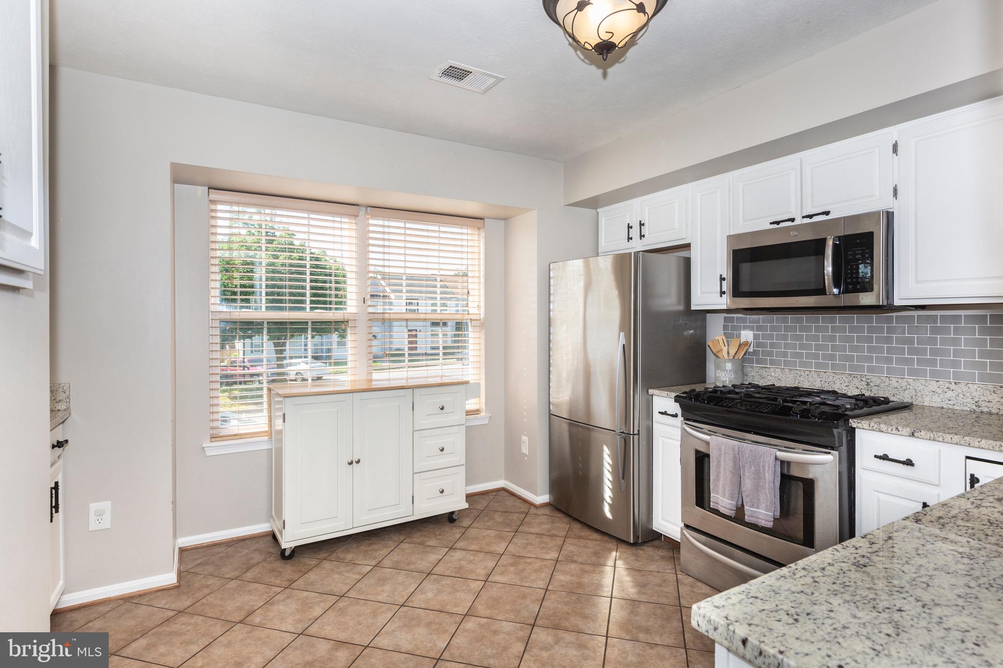 4838 Hillock Lane Hampstead, MD 21074 - Photo 9 of 43