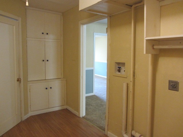 1310 16th Street Huntsville, TX 77340 - Photo 16 of 21 Laundry rm