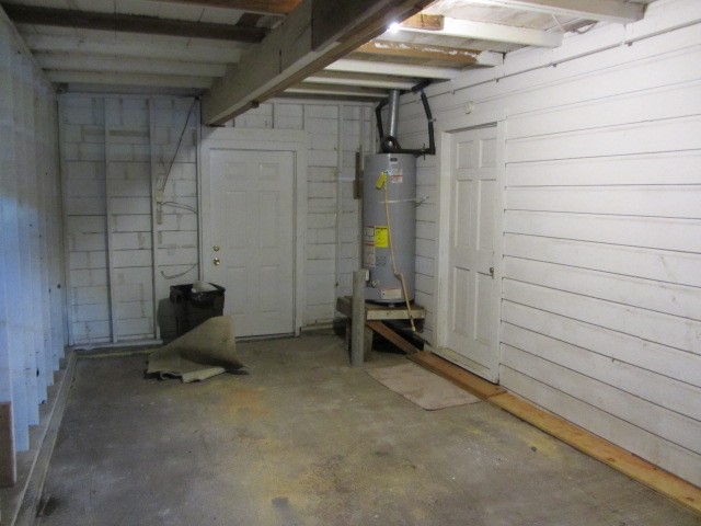 1310 16th Street Huntsville, TX 77340 - Photo 18 of 21 storage area