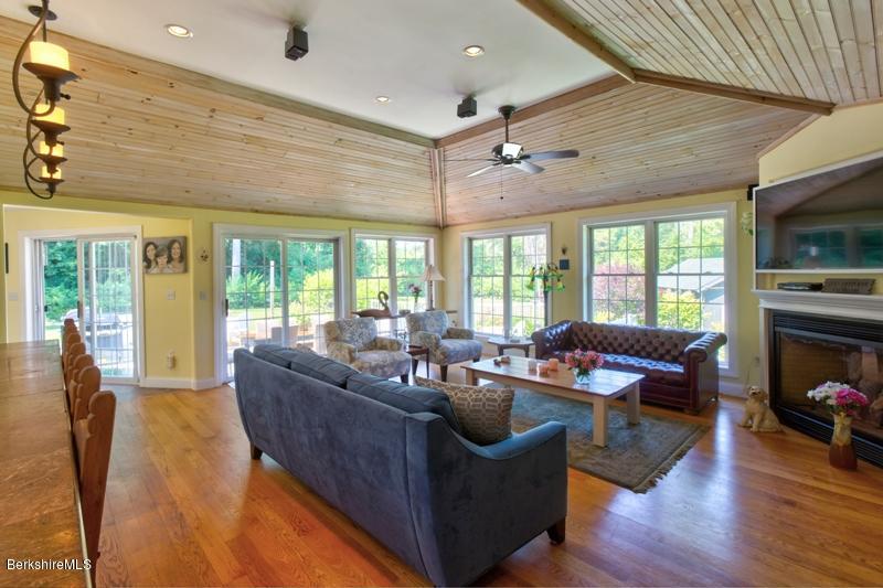 29 Mahkeenac Road Stockbridge, MA 01262 - Photo 22 of 40 0034