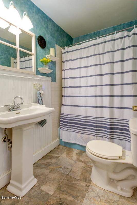 29 Mahkeenac Road Stockbridge, MA 01262 - Photo 26 of 40 0014
